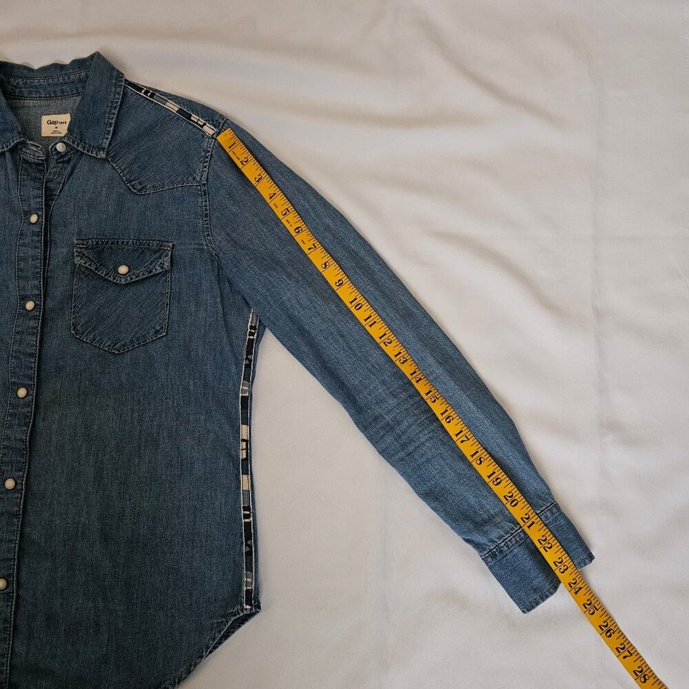 Gap 1969 Blue Horse Print Shoulder Side Pattern Trim Denim Western Shirt Size M - Picture 12 of 13